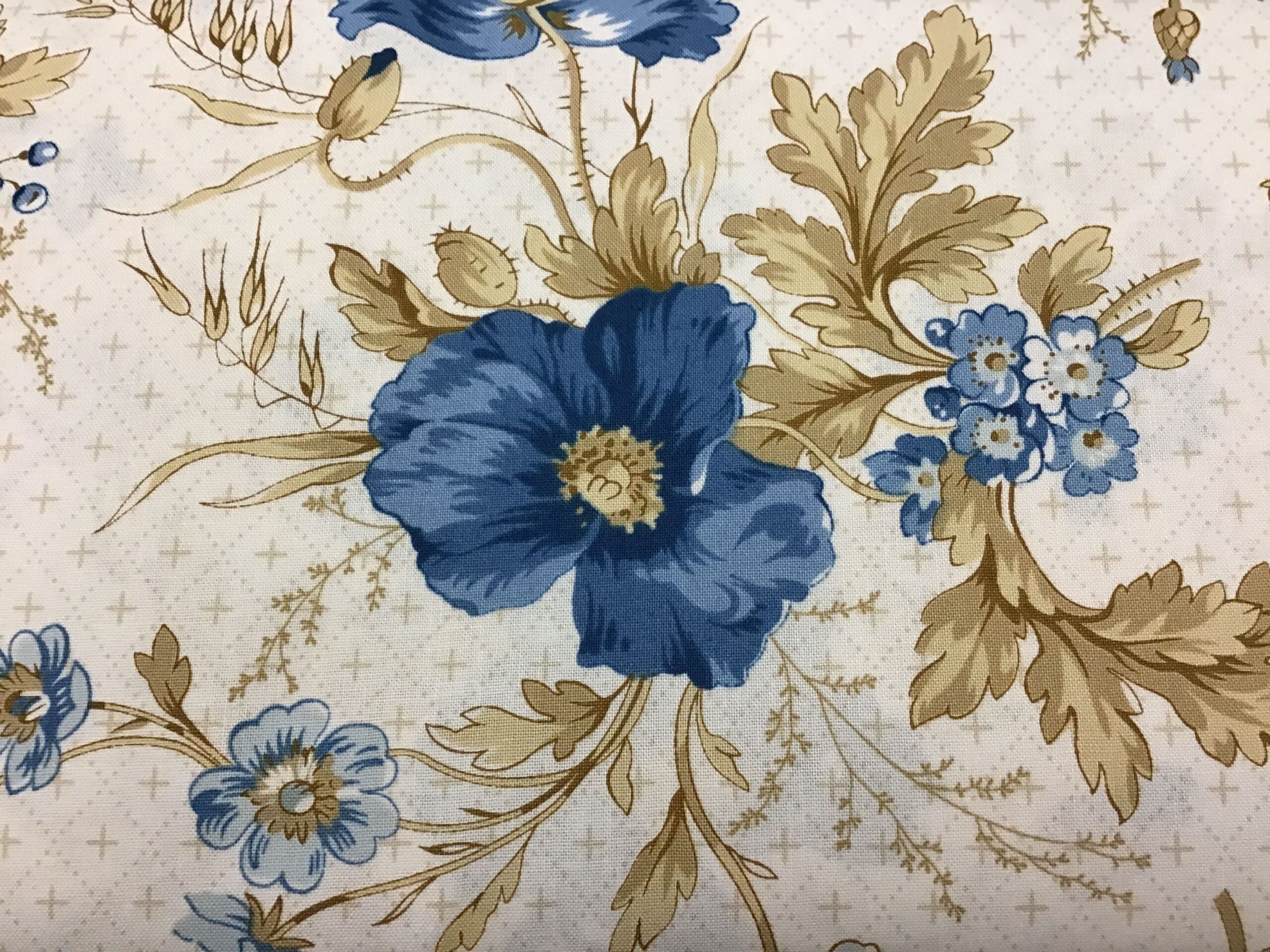Perfect Union 9577BL Bouquet Pearl Cream Blue floral by Edyta Sitar fabric Perfect Union 9577BL Bouquet Pearl Cream Blue floral by Edyta Sitar fabric