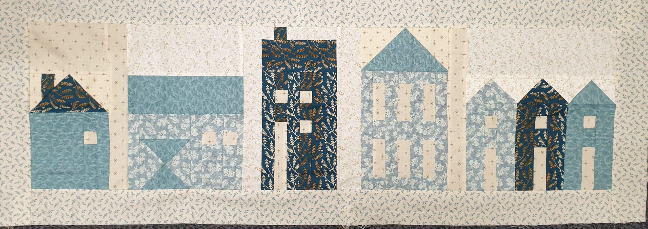 Winter Village table runner kit Winter Village table runner kit
