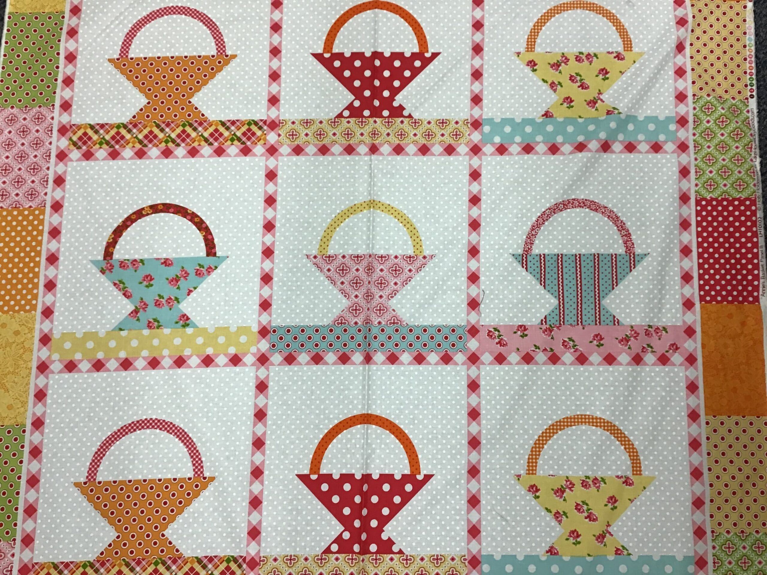 ANNIE’S BASKET PANEL B 60cm wide panel Annie’s Basket Panel B