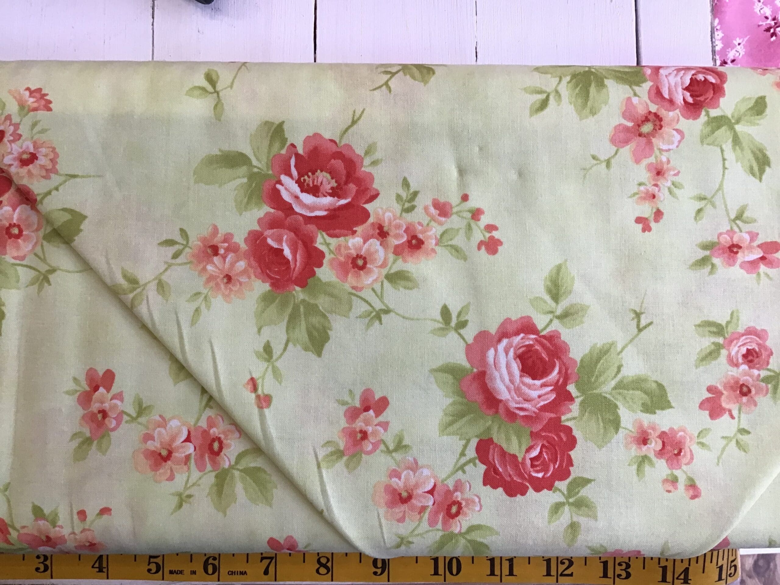 Moda mc20340 18 chantilly lime peach rose Moda mc20340 18 chantilly lime peach rose