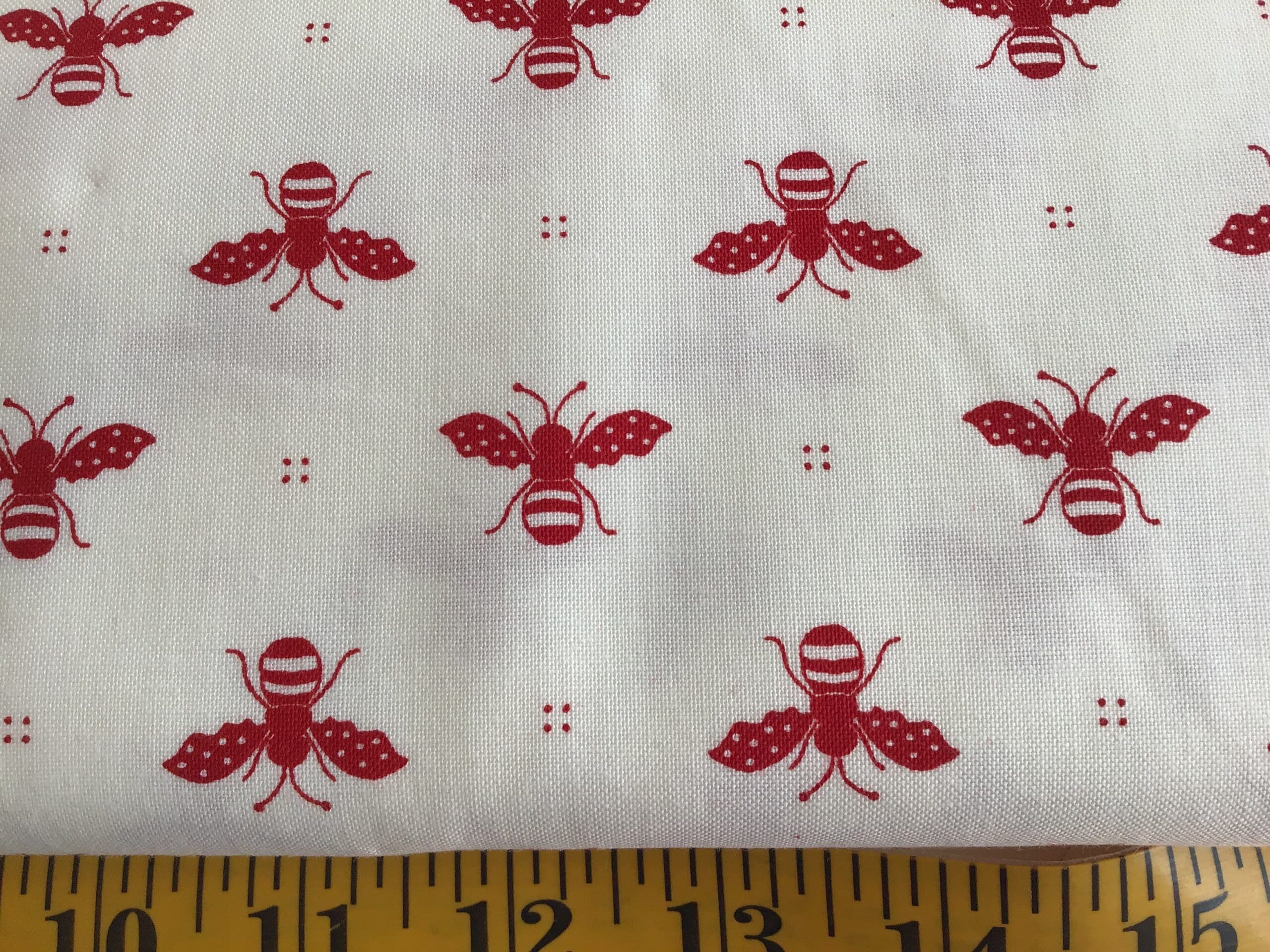 Red work garden mrg2951 bees on cream red work garden mrg2951 bees on cream