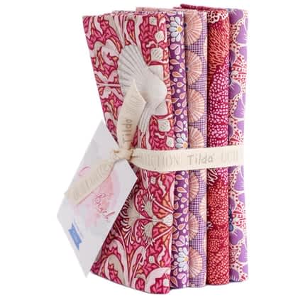 Cotton Beach Corals Bundle. 5x Fat Quarters by Tilda fabrics Cotton Beach Corals Bundle. 5x Fat Quarters by Tilda fabrics - Image 2