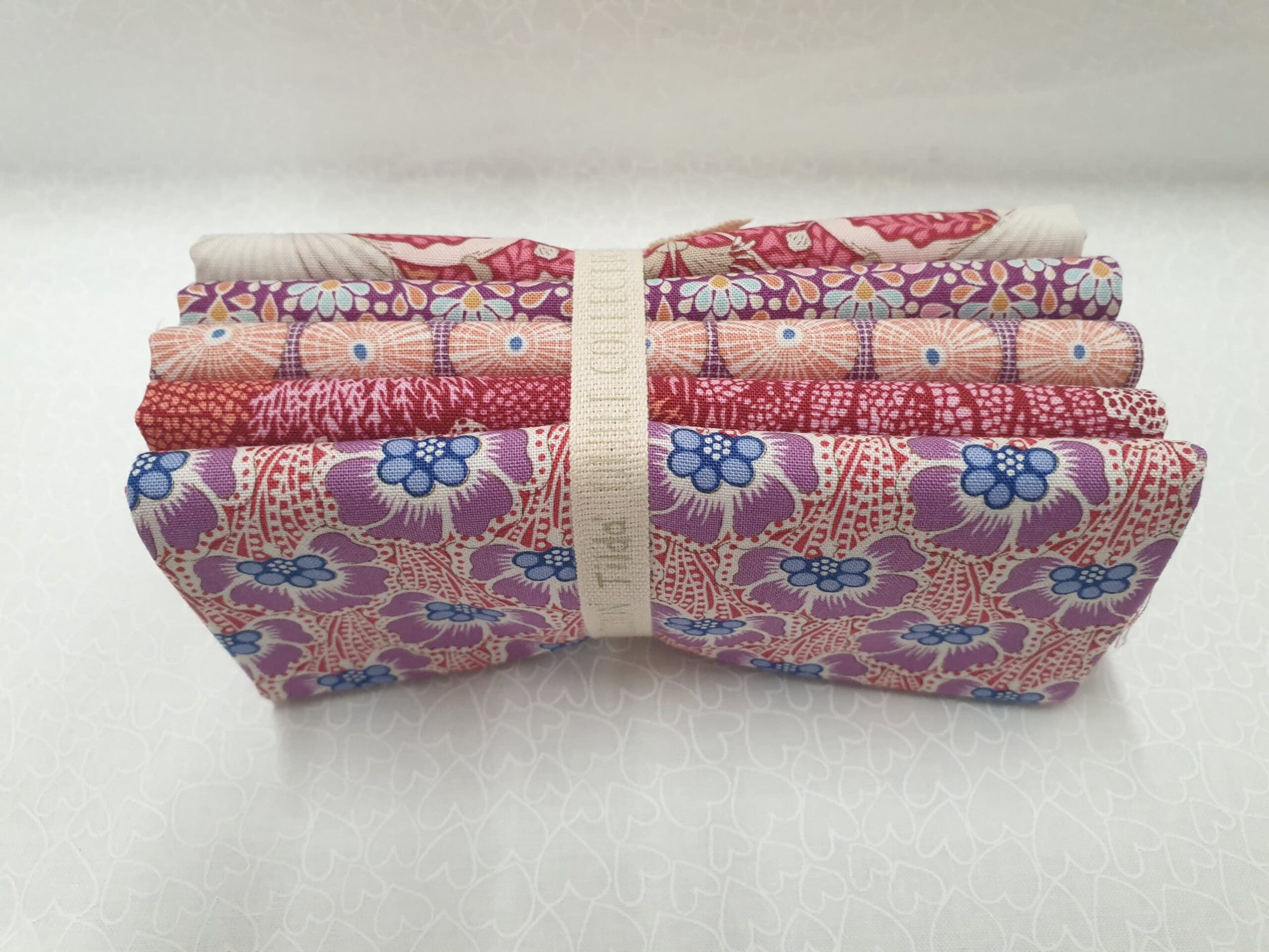 Cotton Beach Corals Bundle. 5x Fat Quarters by Tilda fabrics Cotton Beach Corals Bundle. 5x Fat Quarters by Tilda fabrics