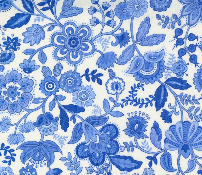Summer Breeze 3361211 Large Blue Floral on White by Moda Fabrics Ivory Paisley Vine Folkloric Blue Summer Breeze 3361211 Large Blue Floral on White by Moda Fabrics Ivory Paisley Vine Folkloric Blue