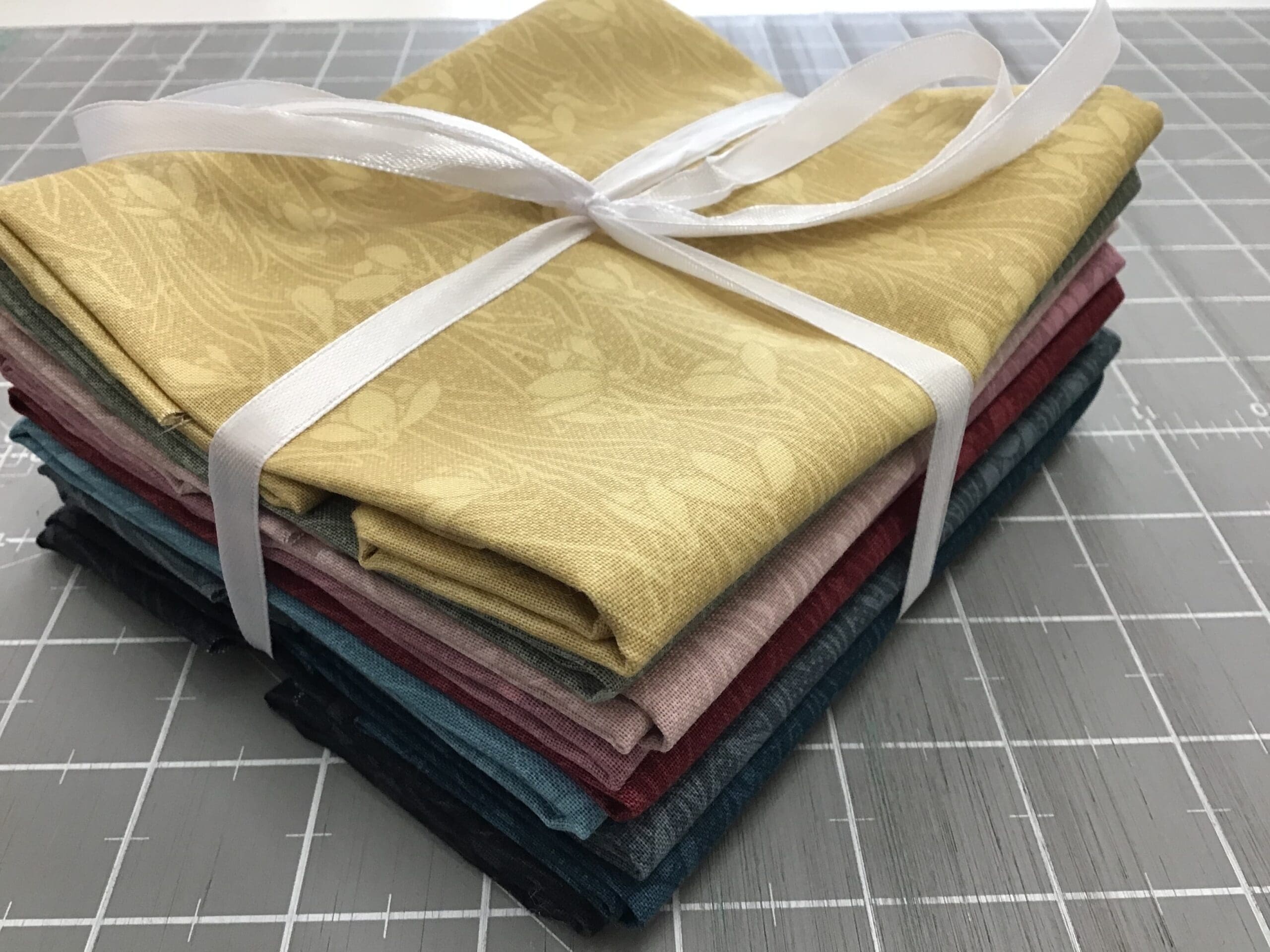 LIBERTY Snowdrop Spot 9FQ Bundle LIBERTY Snowdrop Spot 9FQ Bundle