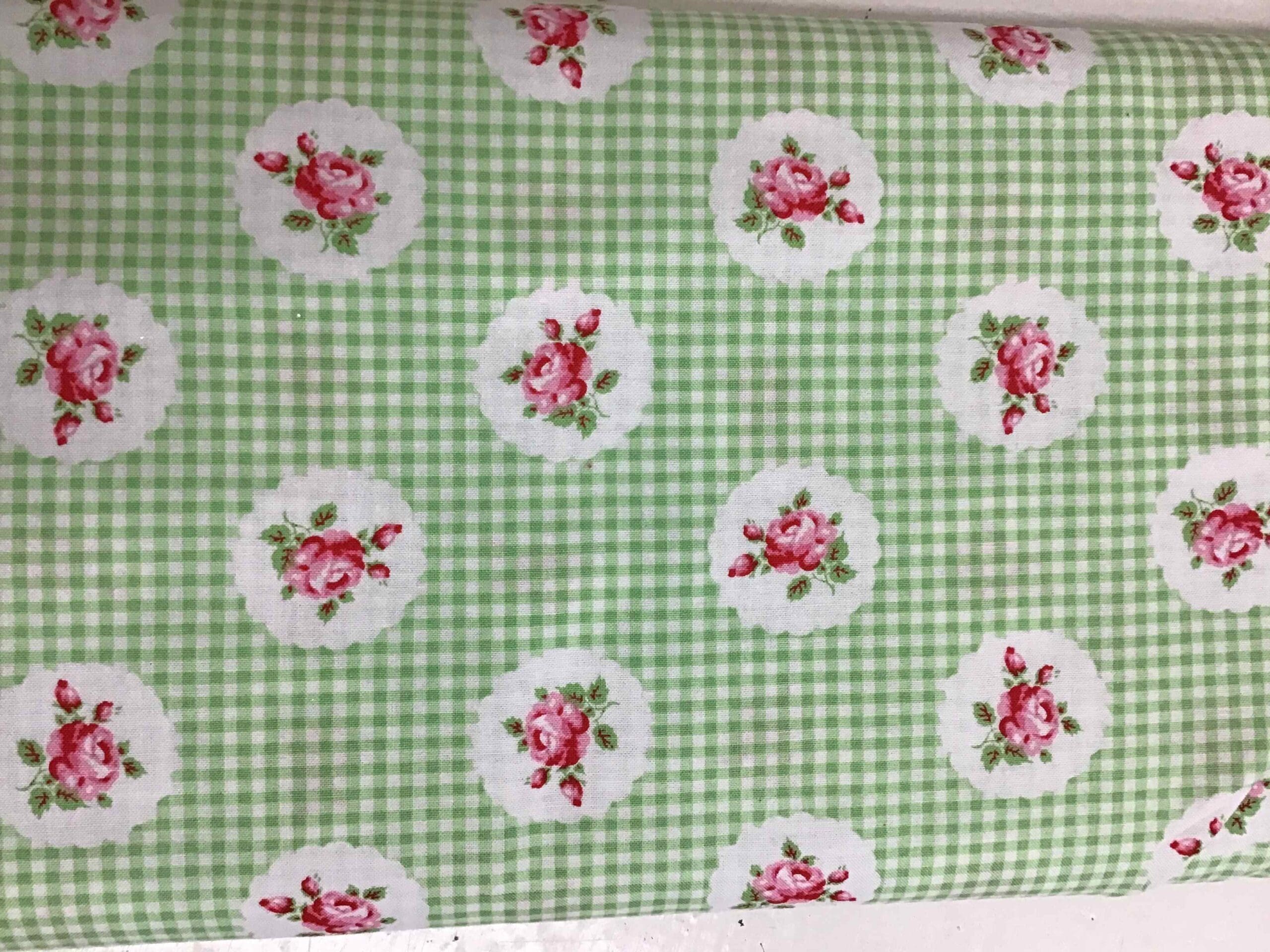 Janey gingham floral green Janey gingham floral green