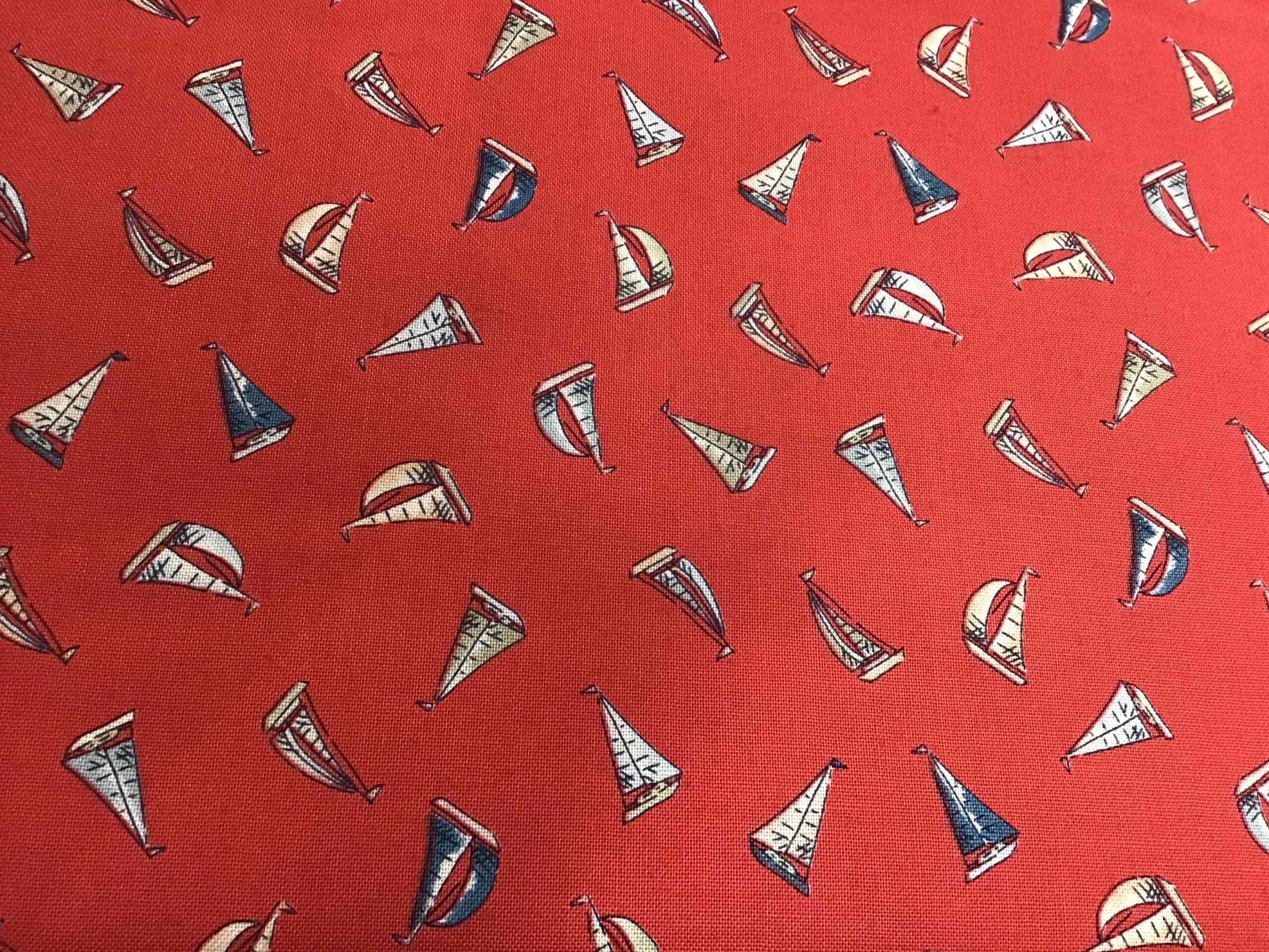 High Tide Sail Away, 080/R Red by Makower High Tide Sail Away, 080/R Red by Makower