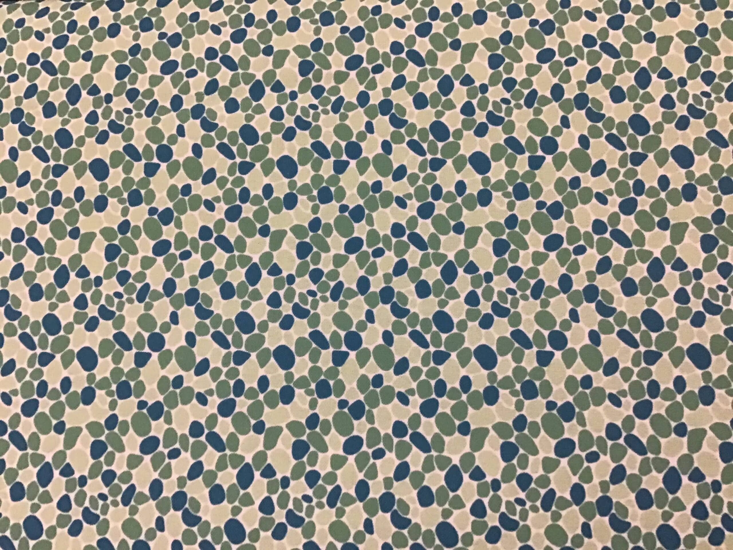 Thousand St Pebbles, 1278T, Emerald by Makower Thousand St Pebbles, 1278T, Emerald by Makower