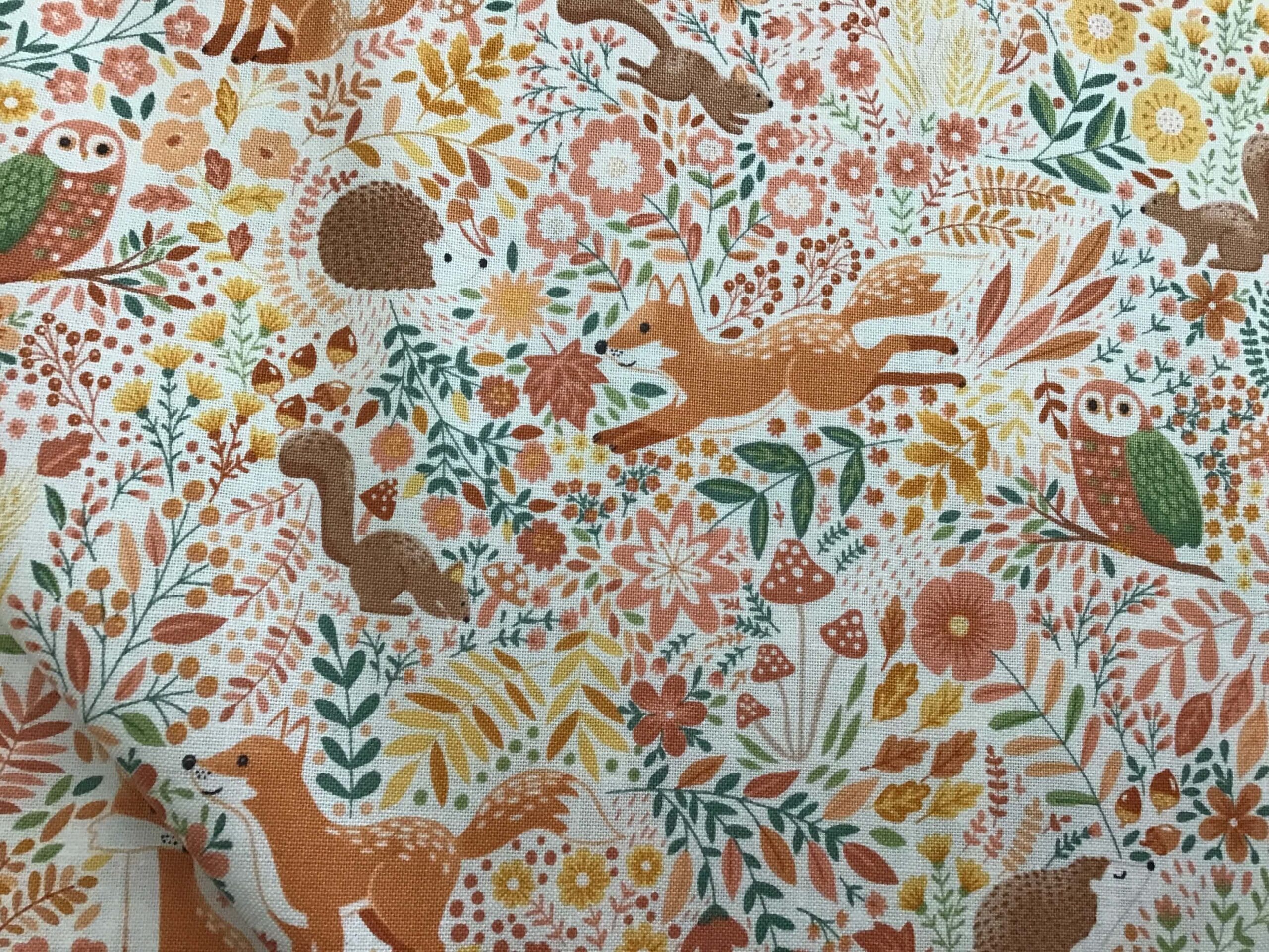 Hello Autumn 096/Q, Wild Wood Cream by Makower UK Hello Autumn 096/Q, Wild Wood Cream by Makower UK