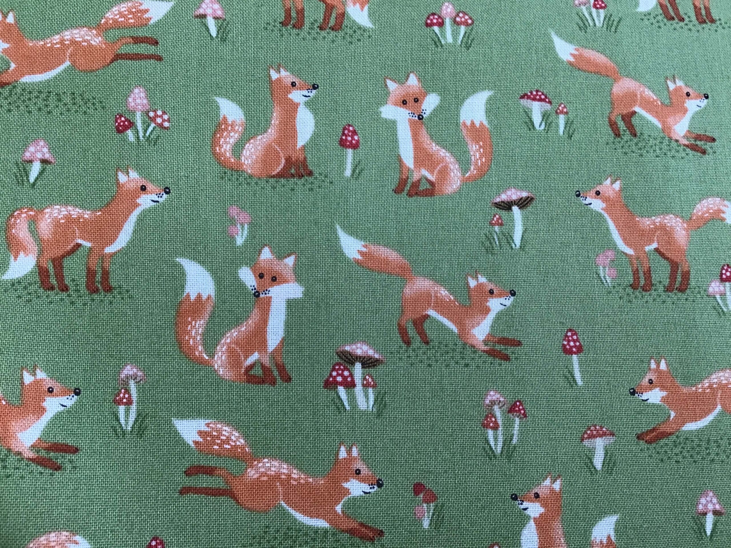 Hello Autumn 098/G, Fox Green by Makower UK Hello Autumn 098/G, Fox Green by Makower UK