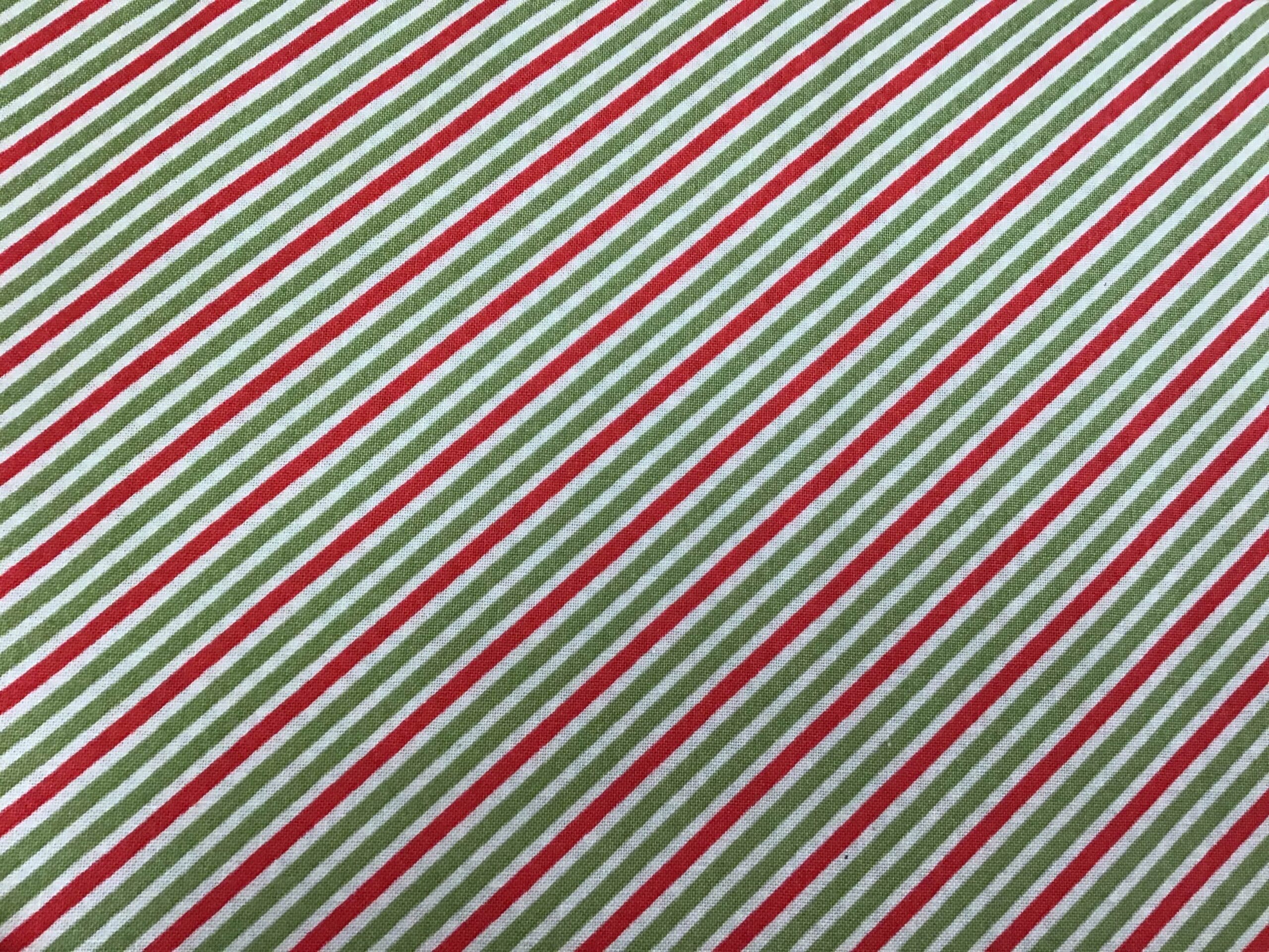 Sugarberry 1467G by Makower, Diagonal Stripe Sugarberry 1467G by Makower, Diagonal Stripe