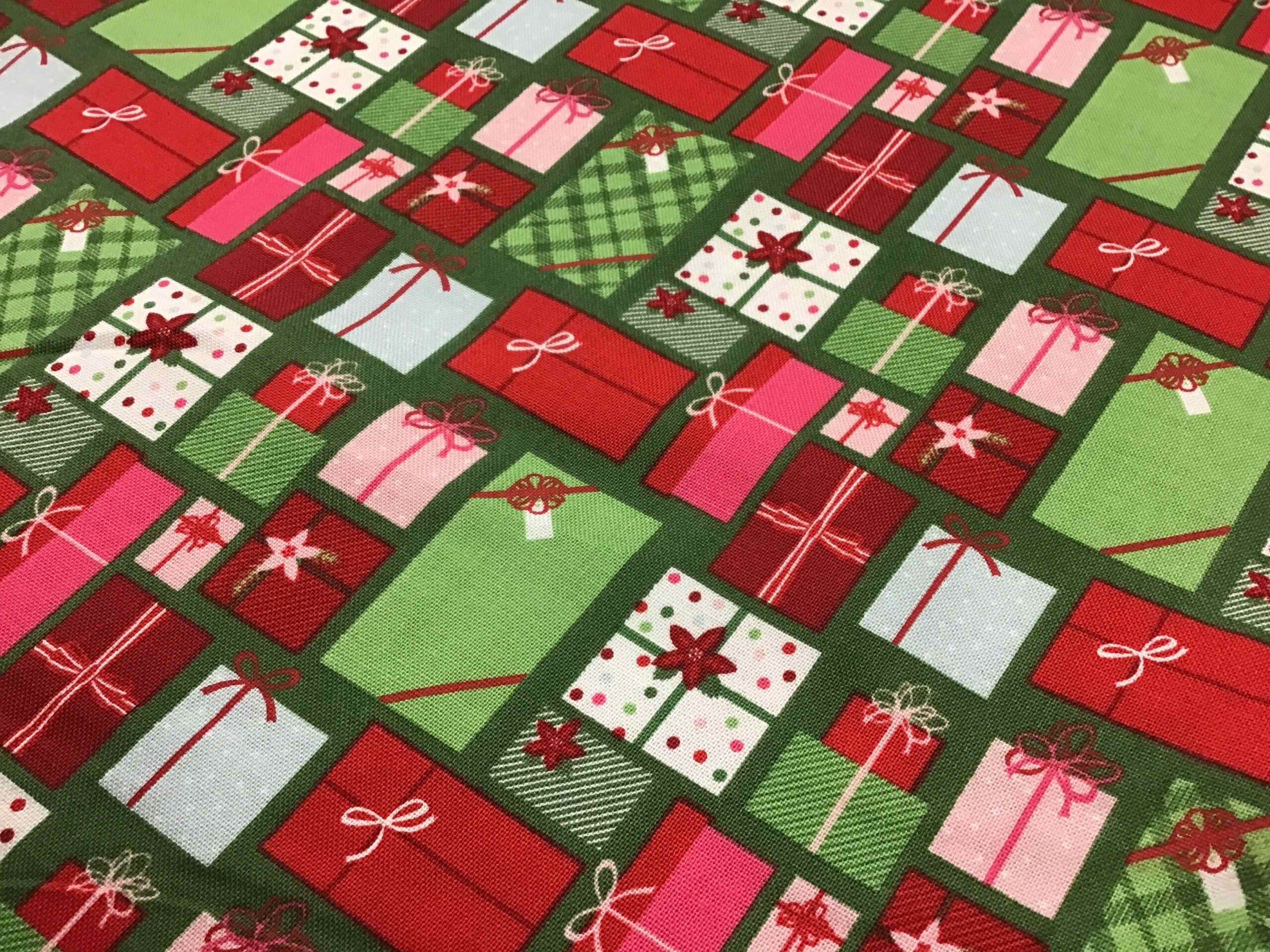 Craft Cotton – Merry and Bright – C8392 Christmas presents on green background by Reynard Craft Cotton - Merry and Bright - C8392 Christmas presents on green background by Reynard