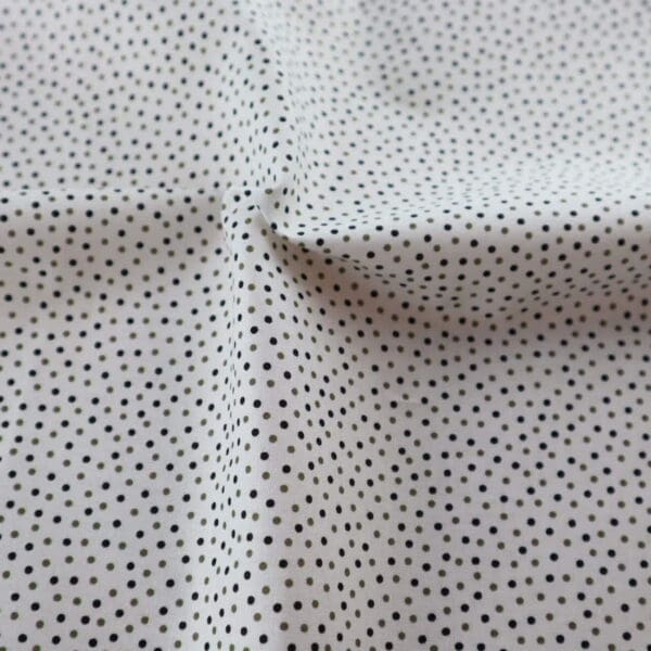 Spot blender white fabric by Reynard