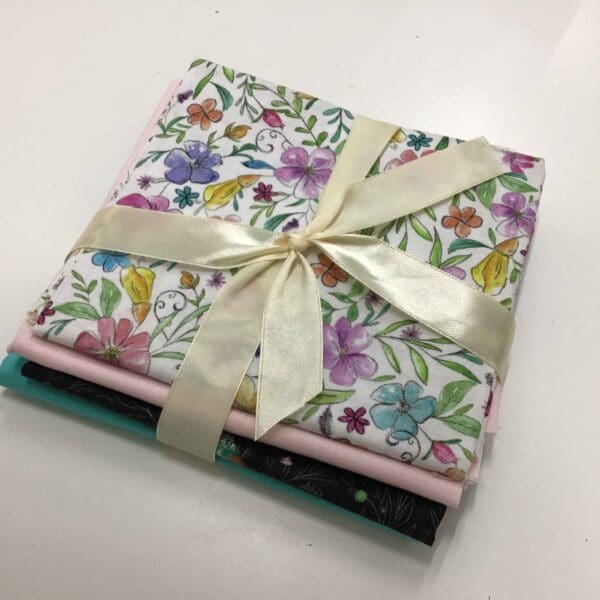 Splash of Colour Bundle -  4 x fat quarters